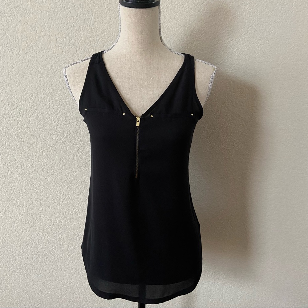 {Express} Black V-Neck Tank Black Blouse Zip Up Small